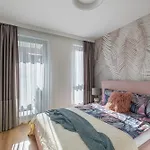 Апартаменты Amber Glow By - 3 Bedrooms, Parking *