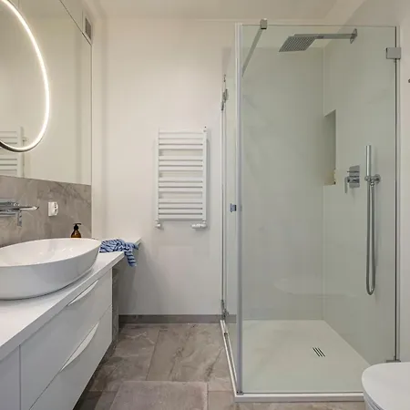 Amber Glow By - 3 Bedrooms, Parking סופוט