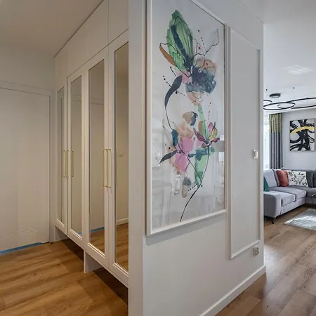 דירה Amber Glow By - 3 Bedrooms, Parking *