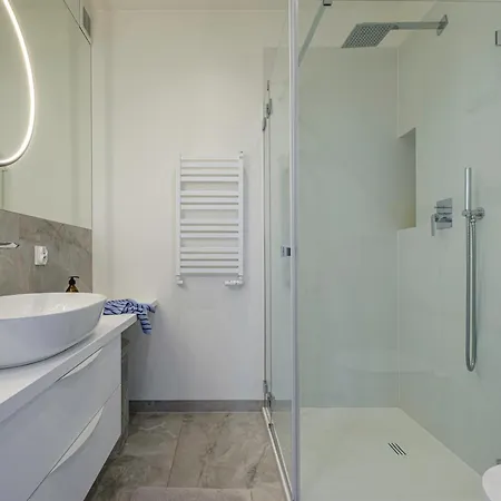 Amber Glow By - 3 Bedrooms, Parking דירה *
